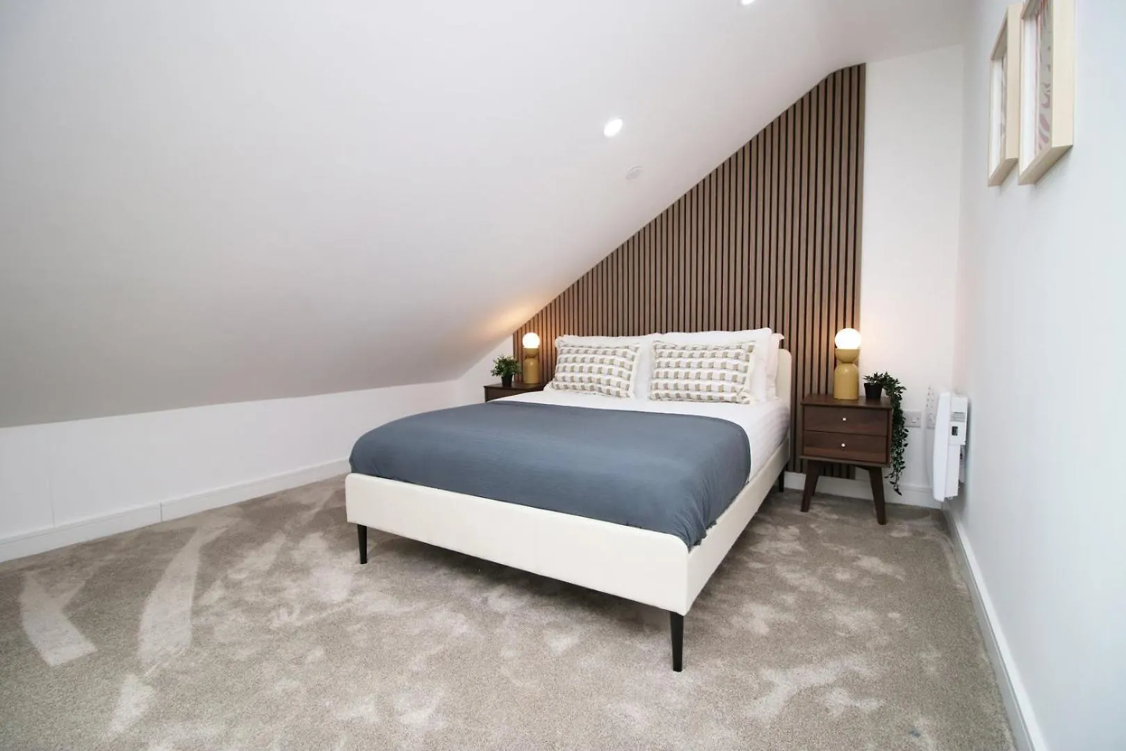 Bright 2Br Flat, Prime Location | Wifi Apartment Cardiff